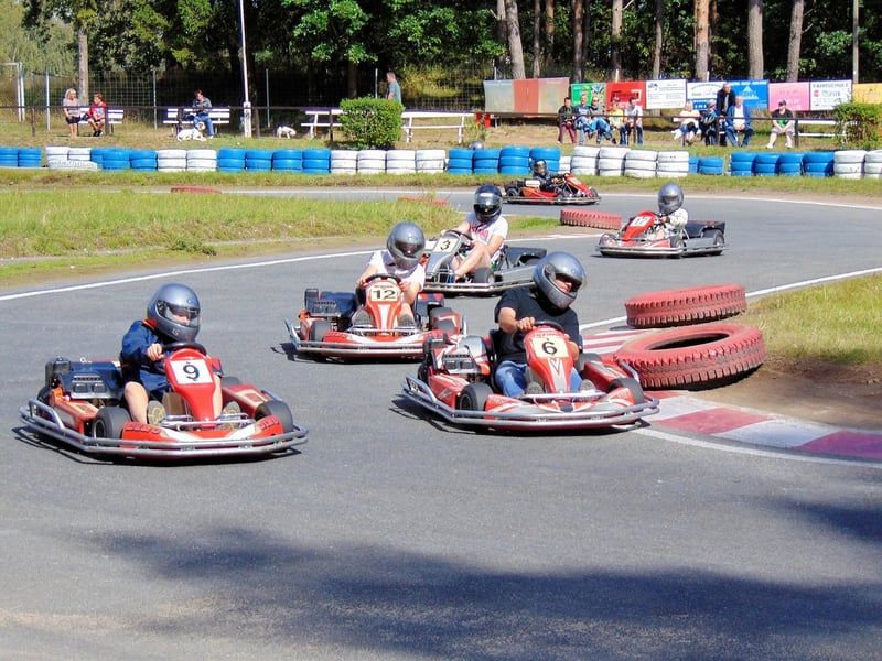 Découvrez les meilleures pistes de karting en France en 2026 : sensations garanties
